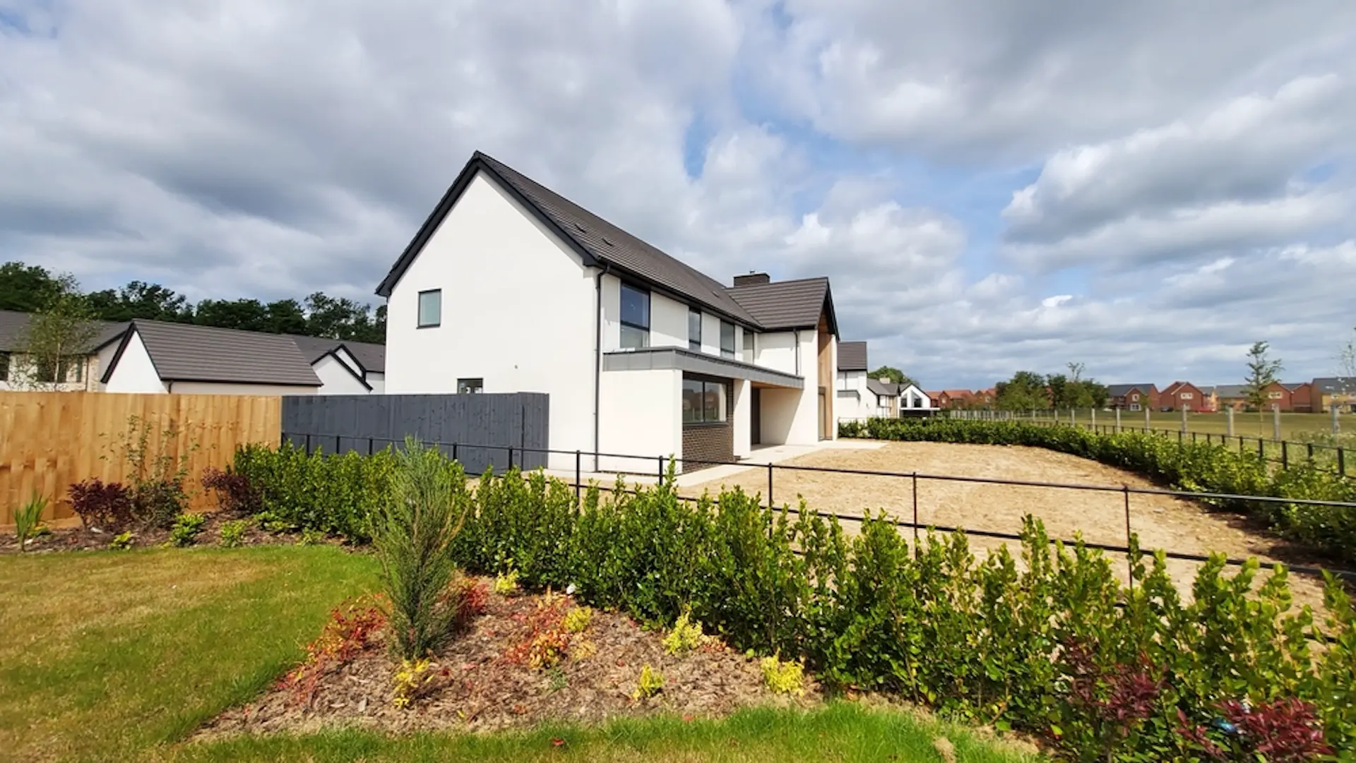 Hampton Estates Promo Image